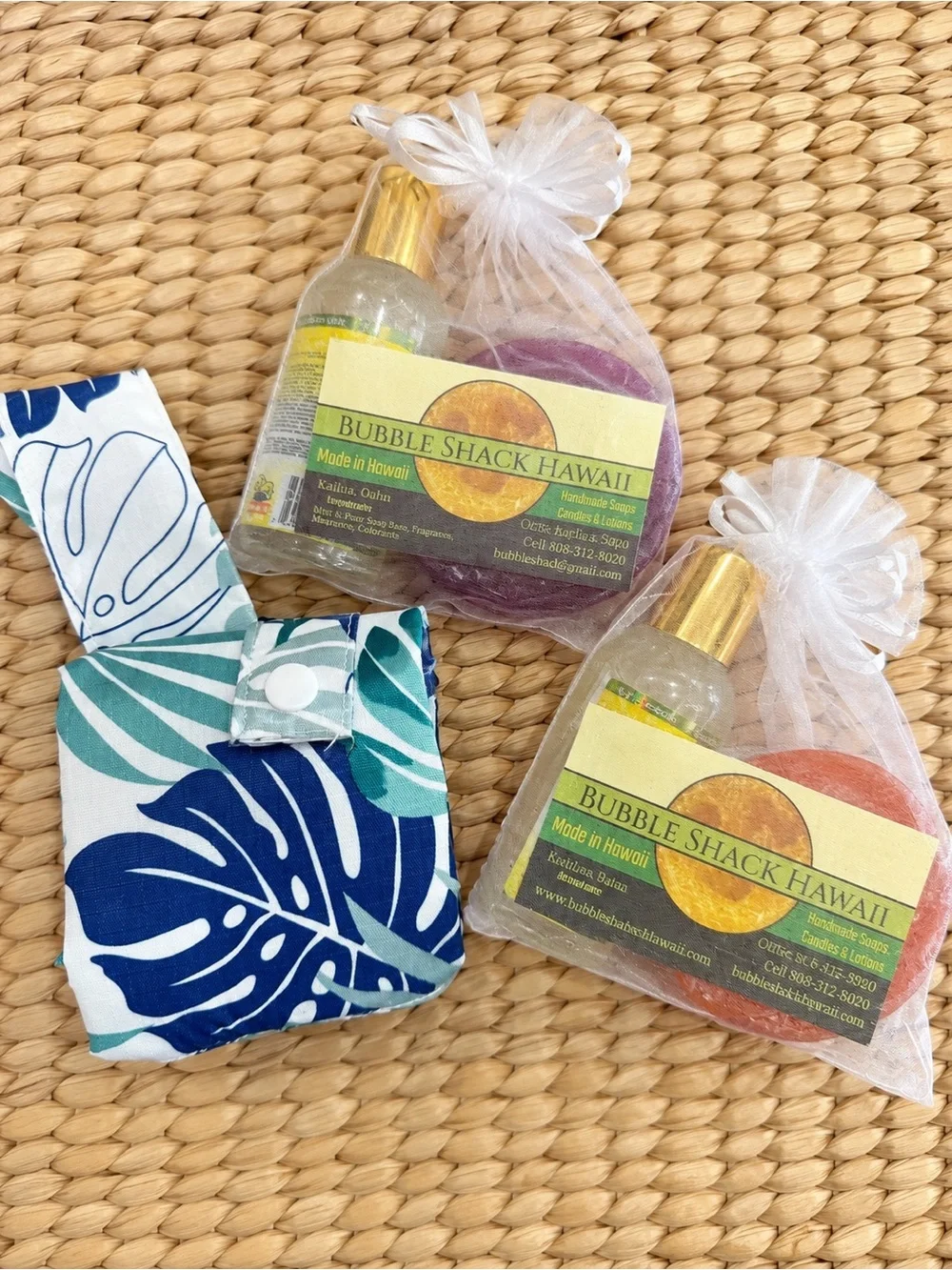 Hawaii Gift Set - Reusable Tote Bag, 2 Tropical Soap Bundles